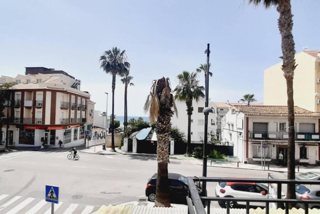 Acogedor Y Luminoso Apartamento Con Vistas Al Mar Rincón de la Victoria Exterior foto